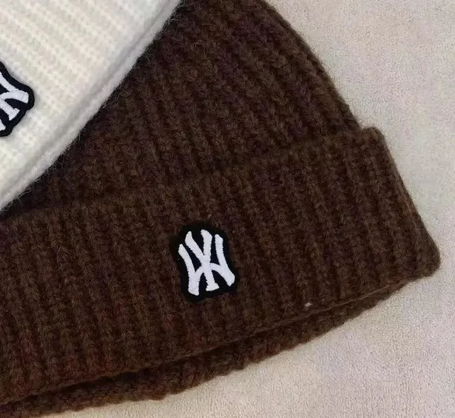 MLB Beanie NY Yankees Logo