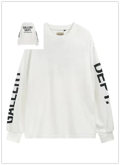 Long Sleeve Top Gallery Dept. Logo Sleeve
