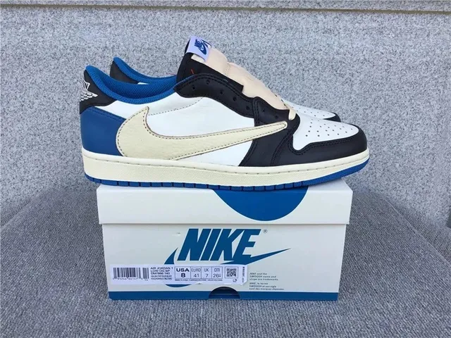 Air Jordan 1 Low Travis Scott Reverse Mocha