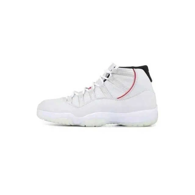 Air Jordan 11 Concord