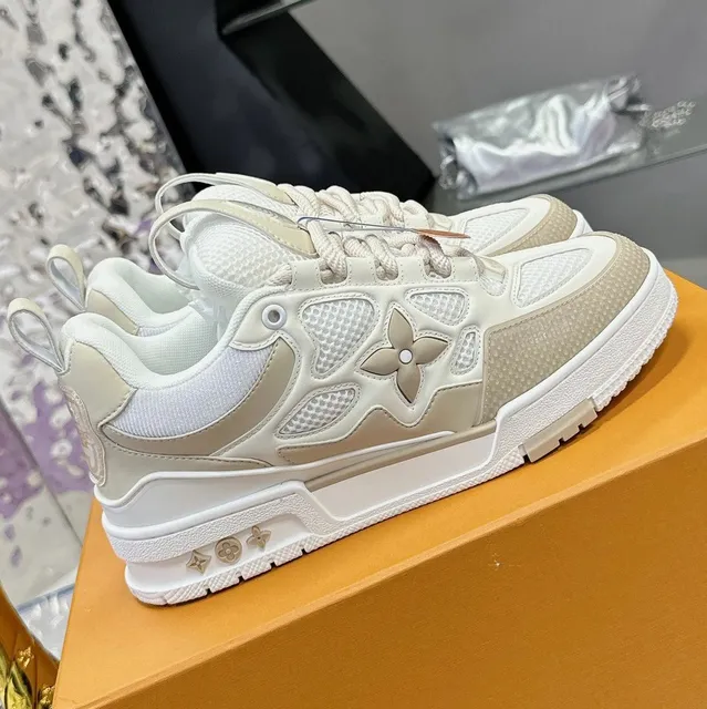 Louis Vuitton LV Trainer Monogram Flower