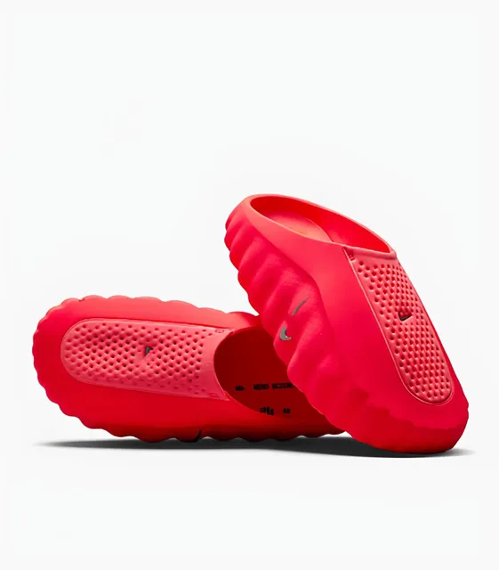 Nike ISPA Link Vivid Red