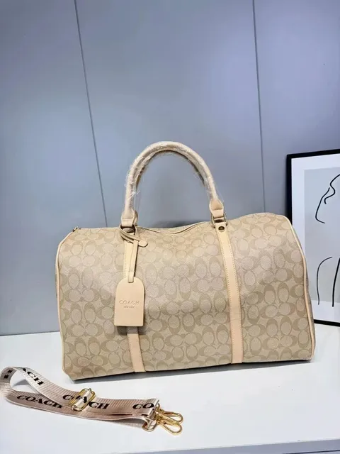 Coach Duffle Bag Signature Canvas