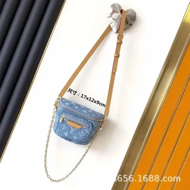Louis Vuitton On The Go Pouch