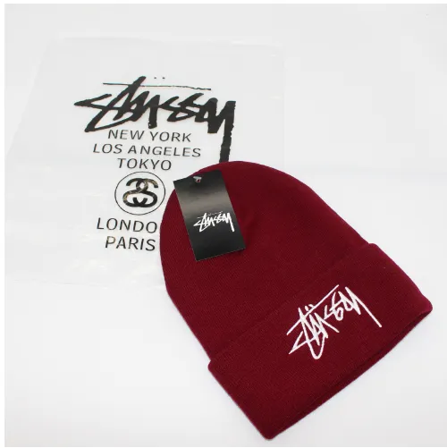 Stüssy Beanie Script Logo