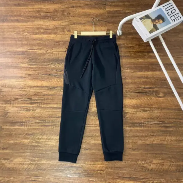 Black trousers