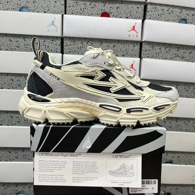 Virgil Abloh Off-White c/o Virgil Abloh