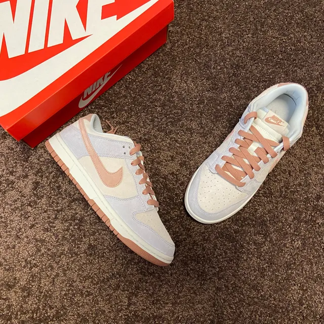 Nike Dunk Low Pale Pink