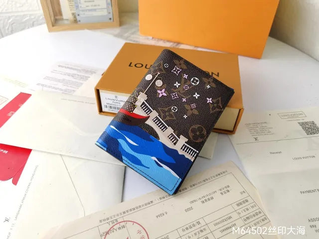 Louis Vuitton Porte-Monnaie Sea Print