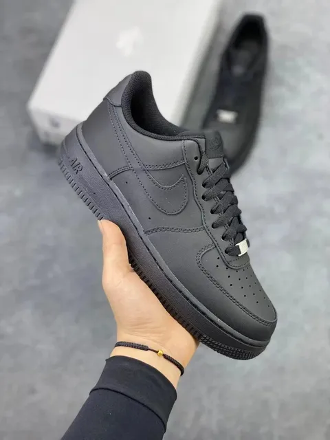 Nike Air Force 1 Low