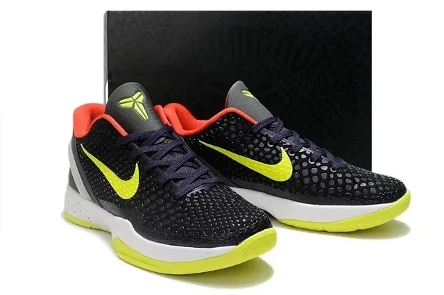 Kobe 5 Protro Grinch
