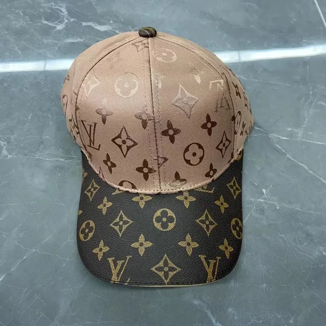 Louis Vuitton Baseball Cap Monogram Canvas