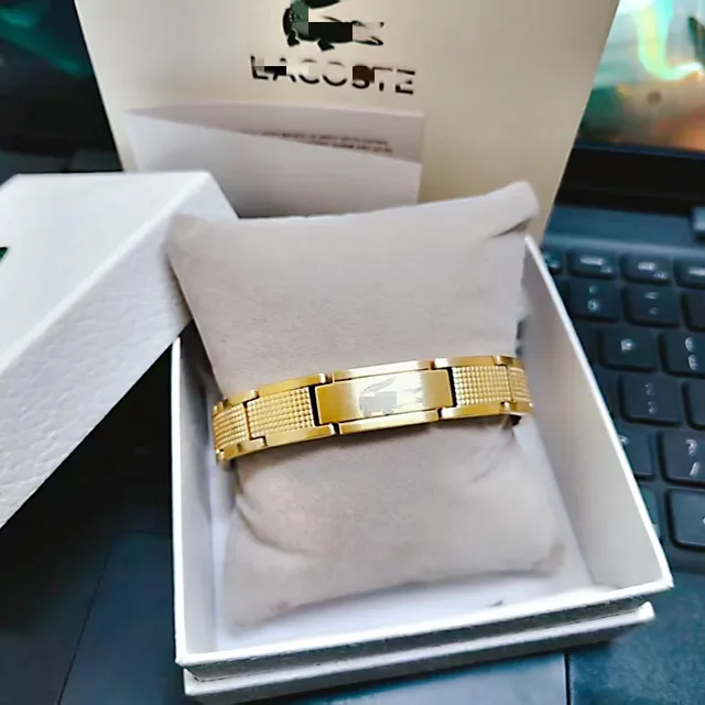 Golden crocodile bracelet+box