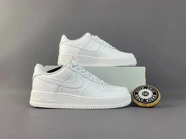 Nike Air Force 1 Low Triple White