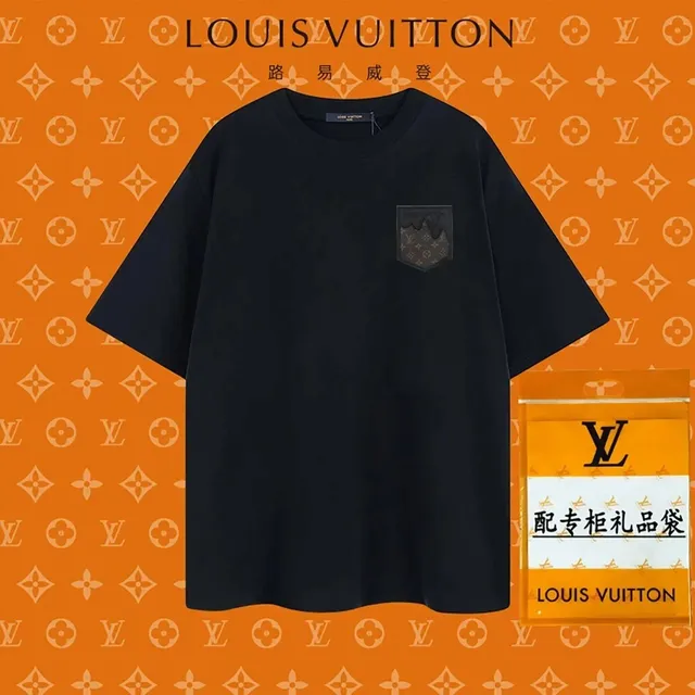 Louis Vuitton Pocket T-Shirt Monogram Patch