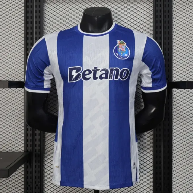 2526 porto home court