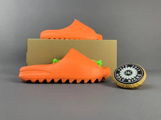 Yeezy Slide Orange