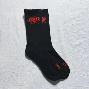 一双黑红 没袋子