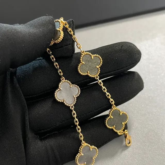 玫瑰金银耀石