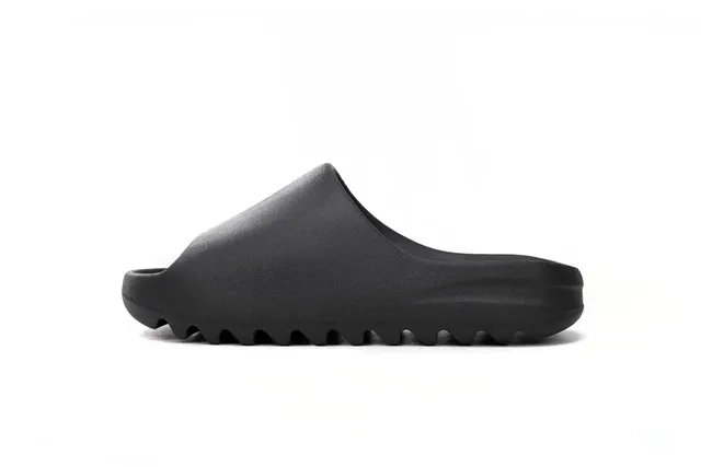 Yeezy Slide Onyx