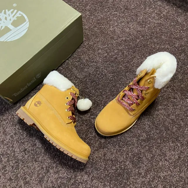 Timberland Classic 6-Inch Premium Boot Wheat with Shearling Collar