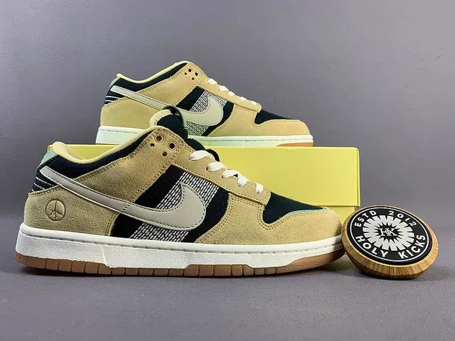 Nike × Travis Scott sneakers
