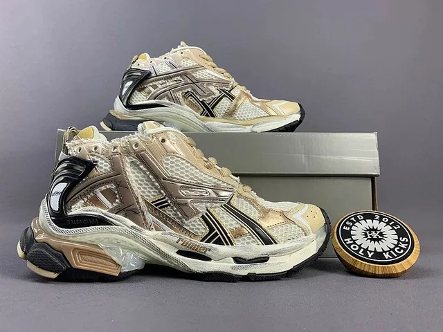 Balenciaga Speed Trainer Metallic Beige