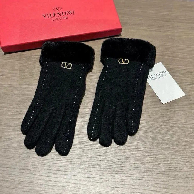 Valentino Logo Gloves Fur-Trimmed