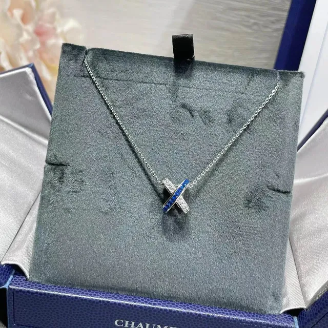 Liens Éternel Necklace Blue Sapphire and Diamond