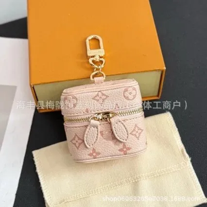 Louis Vuitton On The Go Mini Pouch Monogram Empreinte