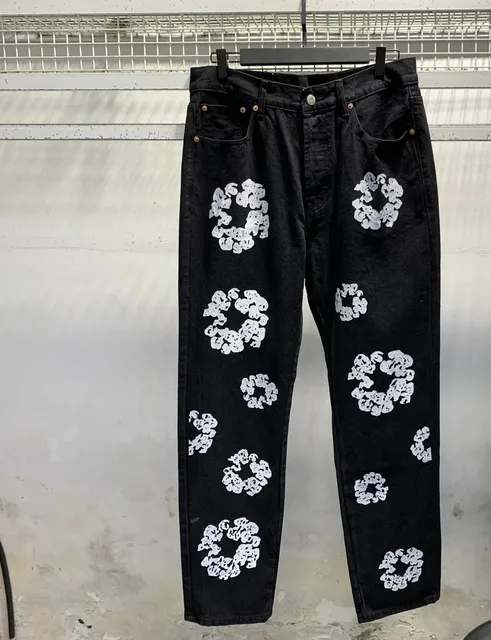 Levi's × Gallery Dept. 501 Straight Fit Jeans Gallery Dept Cloud Print