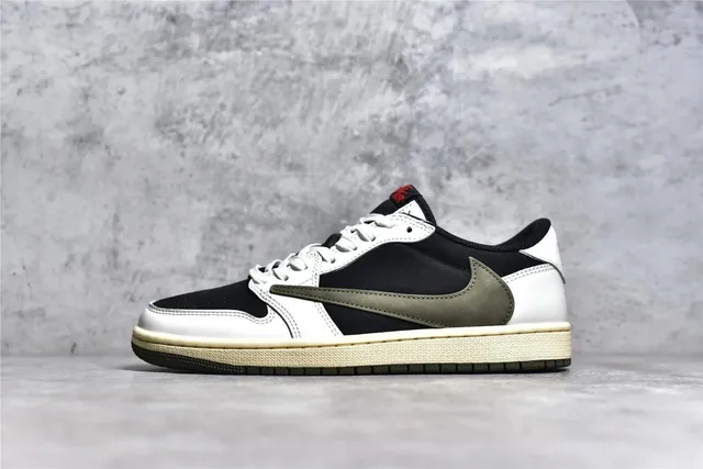 Air Jordan 1 Low Travis Scott
