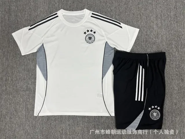 25短袖德国白