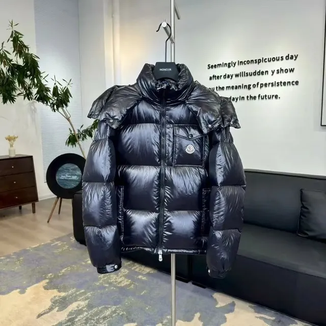 Moncler Padded Jacket Glossy Quilted