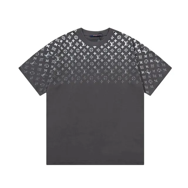 Louis Vuitton Monogram T-Shirt Gradient Monogram Print