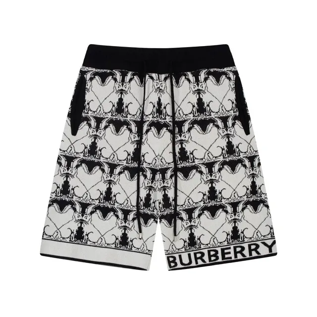 Burberry Knit Shorts Equestrian Knight Print