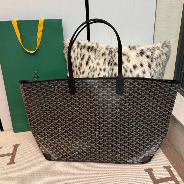 Goyard Saint Louis Tote Goyardine Canvas