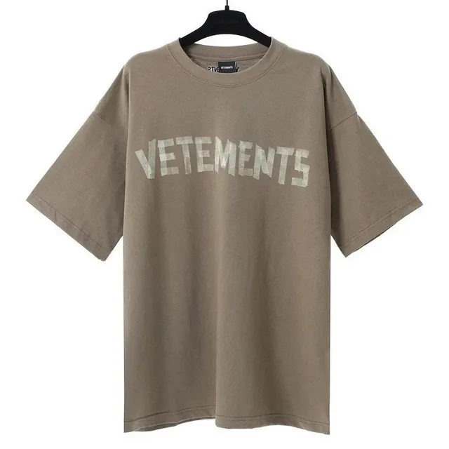 Vetements Logo Tee Distressed Print