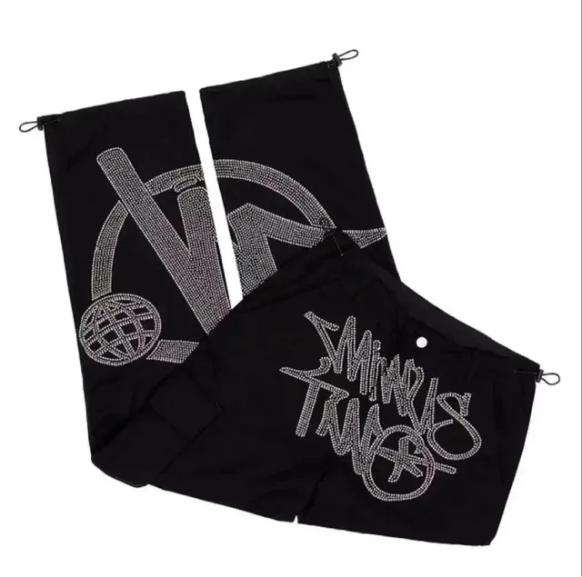 Broken Planet Rhombus Shorts Crystal Logo