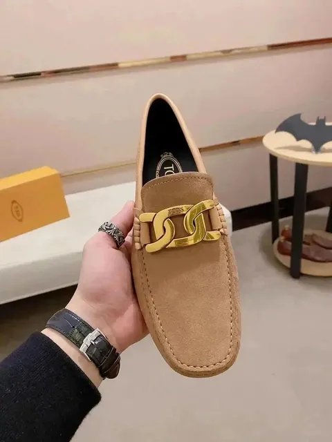 Double T Loafer Suede with Gold Chain