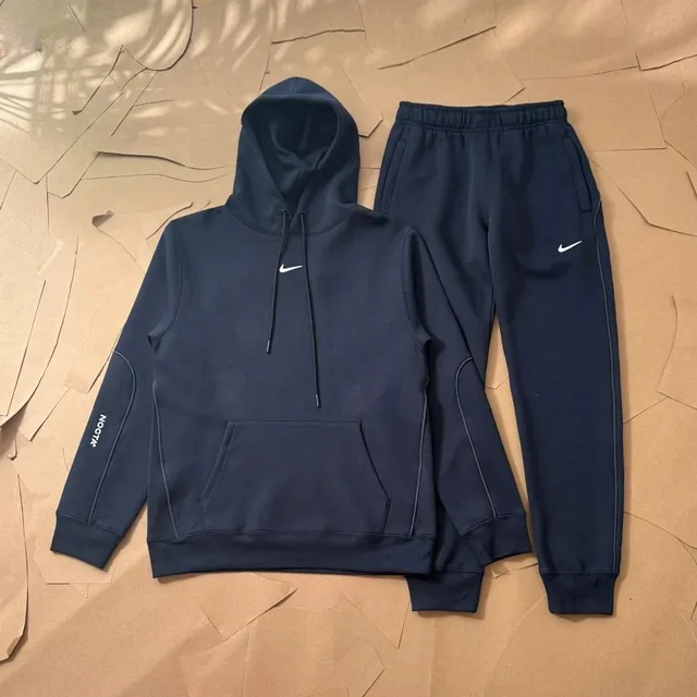 藏青色 Navy