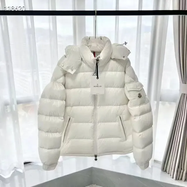 Moncler Down Jacket Classic Quilted