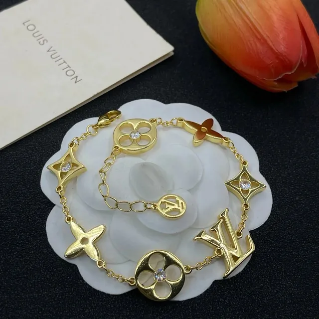Louis Vuitton Chain Bracelet Monogram Motif