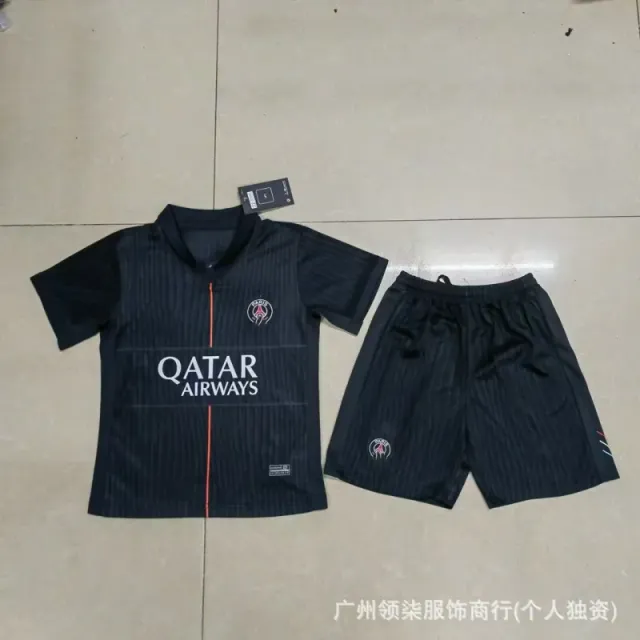 Paris Saint-Germain Home Kit Qatar Airways Sponsor