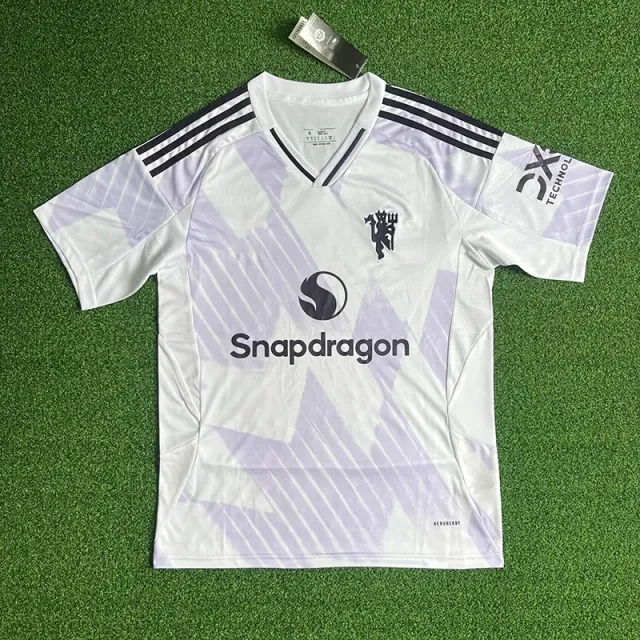 2526manchester united away game