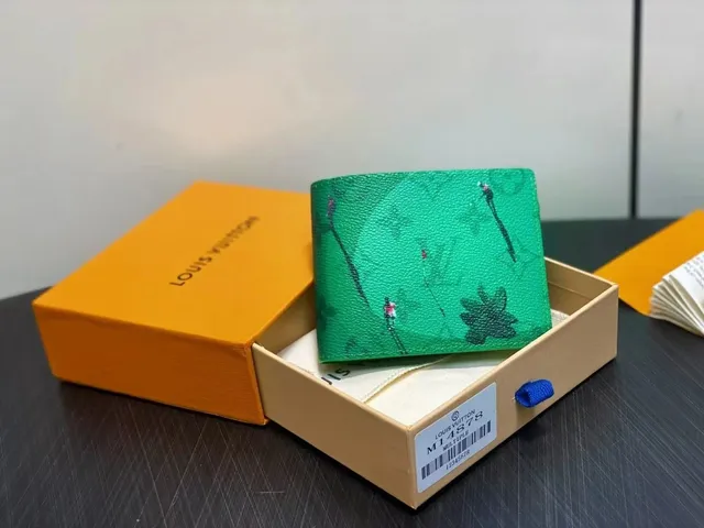 Louis Vuitton Multiple Wallet Garden Print