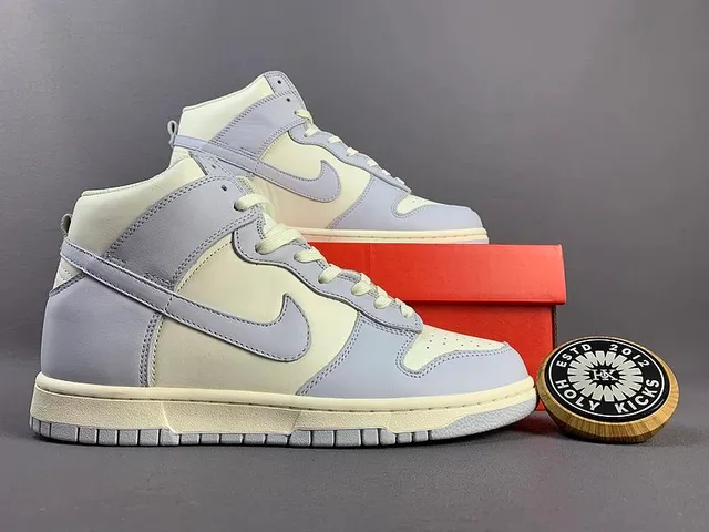 Nike Dunk High Light Grey Cream