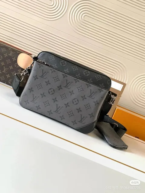 Louis Vuitton On The Go Monogram Eclipse