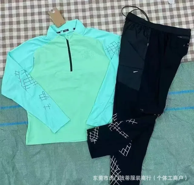 6526 long sleeved green suit