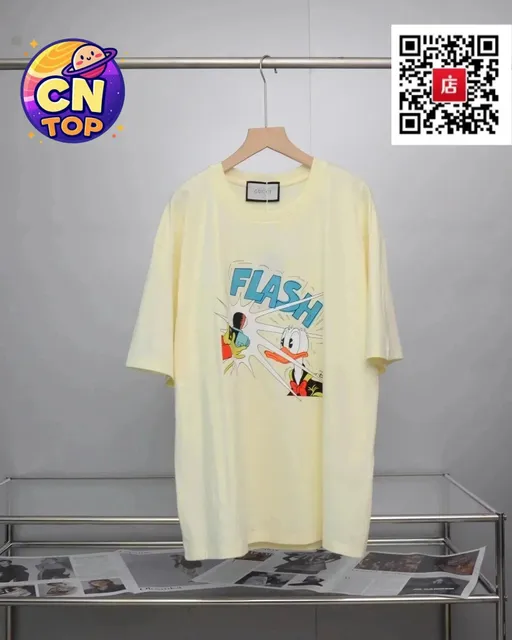 Gucci × Disney Donald Duck Graphic Tee Flash Print